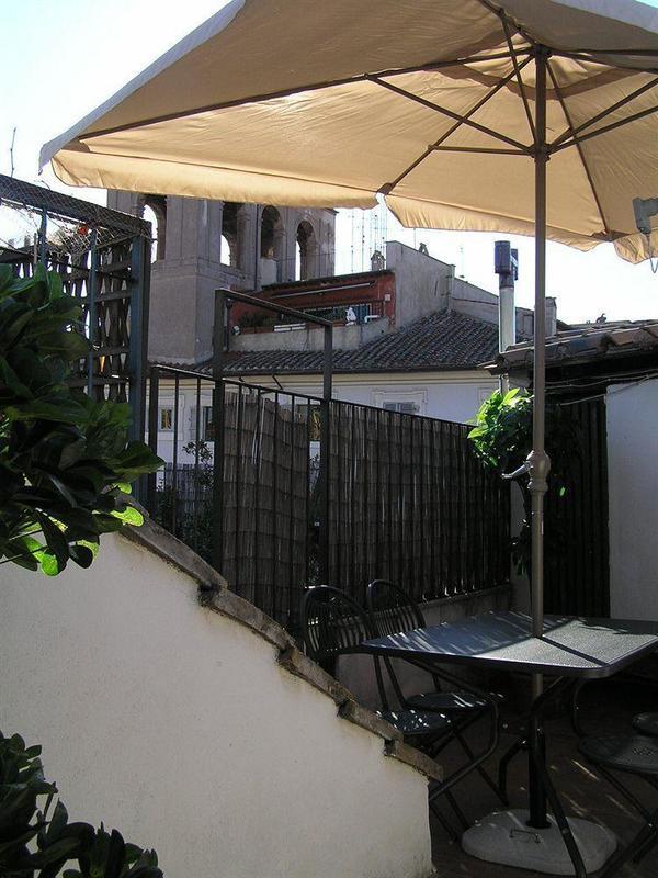 Apartment Coronari Rome